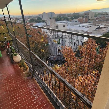 Departamento En Plena Peatonal De San Juan Apartman Kültér fotó