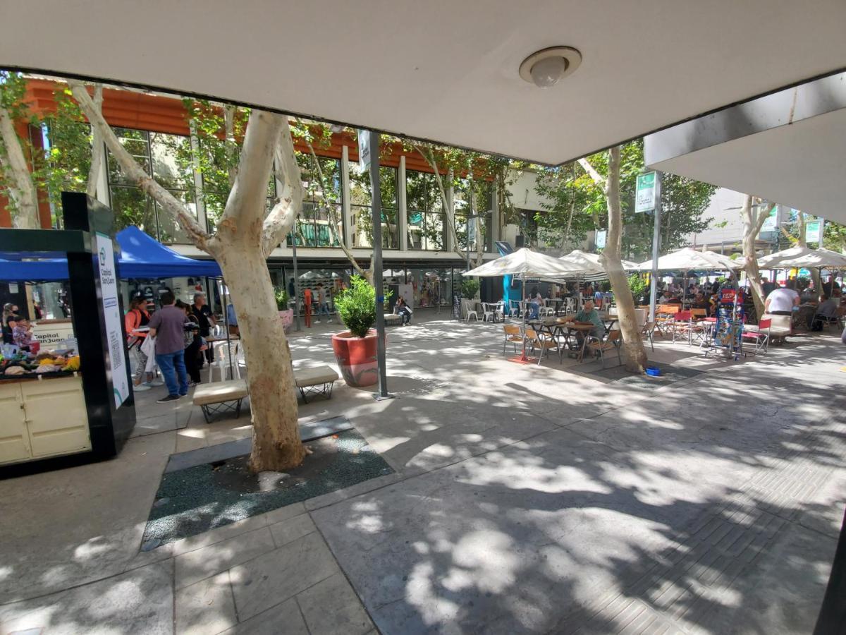 Departamento En Plena Peatonal De San Juan Apartman Kültér fotó