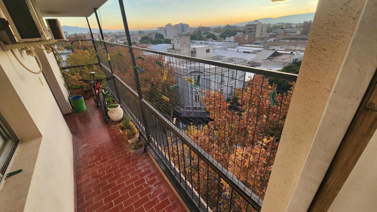 Departamento En Plena Peatonal De San Juan Apartman Kültér fotó